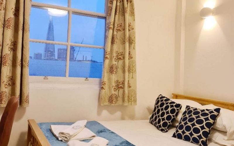 City London Hotel Deluxe Double Room